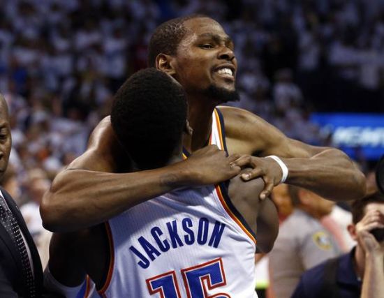 开拓者伤病报告：克林根和阿夫迪亚可以出战，罗威和默里缺席（开拓者伤情更新：克林根、阿夫迪亚确认出场；罗威、默里因伤缺阵）