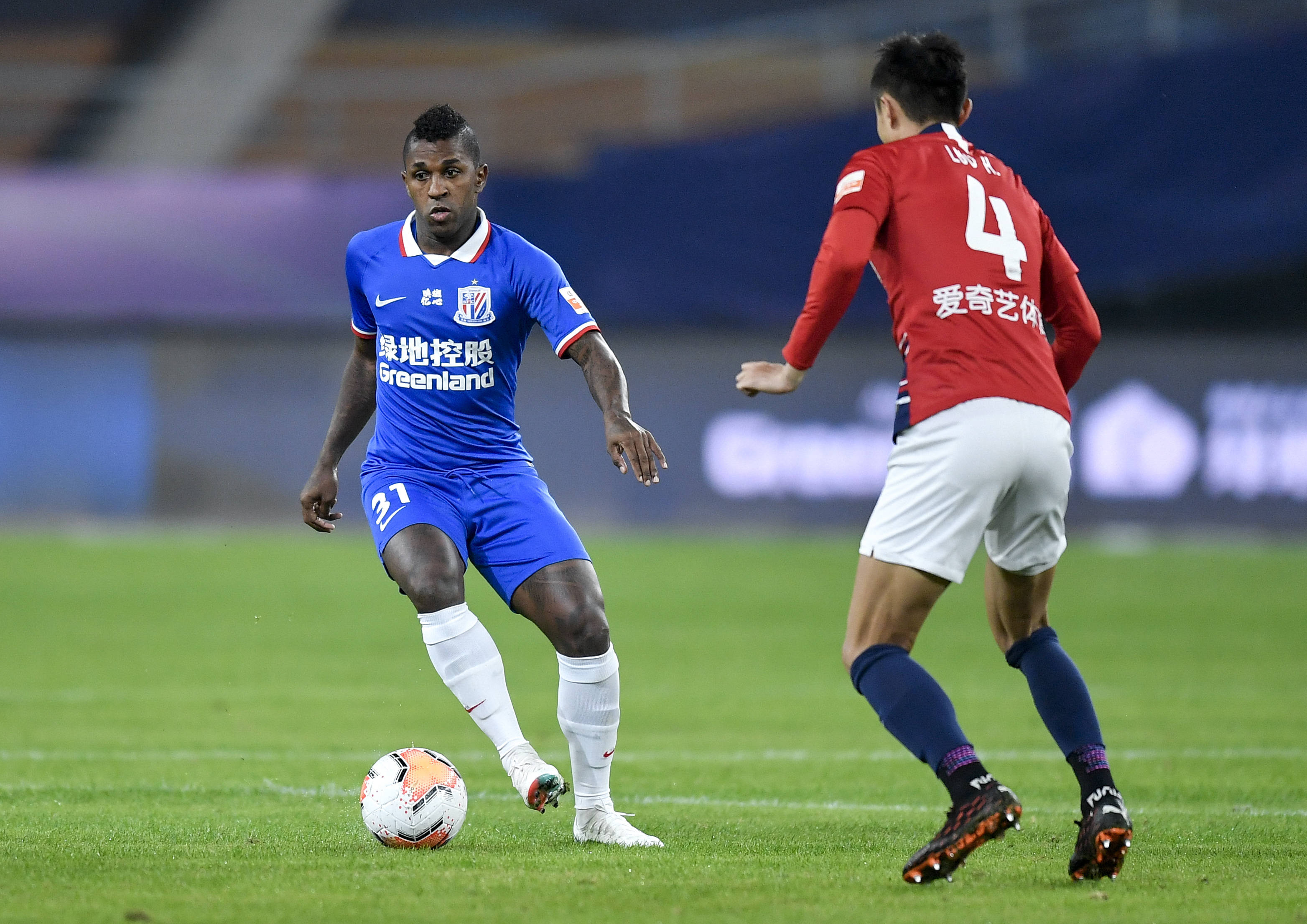 啥情况？篮网首节命中率&三分命中率皆超过60%，仍落后雄鹿3分（离谱！篮网首节投篮与三分命中率双超60%，仍以3分落后雄鹿）