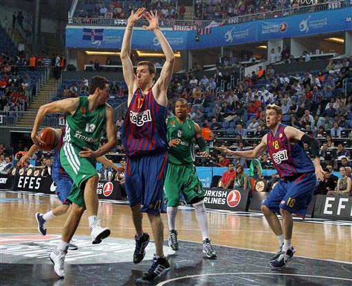 CBA比赛精彩瞬间：深圳队绝杀广东,（CBA巅峰时刻：深圳压哨绝杀广东）