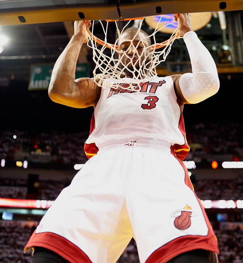 赛季报销？33岁莫拉塔重伤缺阵数月，科莫锋线遭遇致命打击！（33岁莫拉塔重伤至少缺阵数月，科莫锋线遭重创，赛季恐提前报销？）