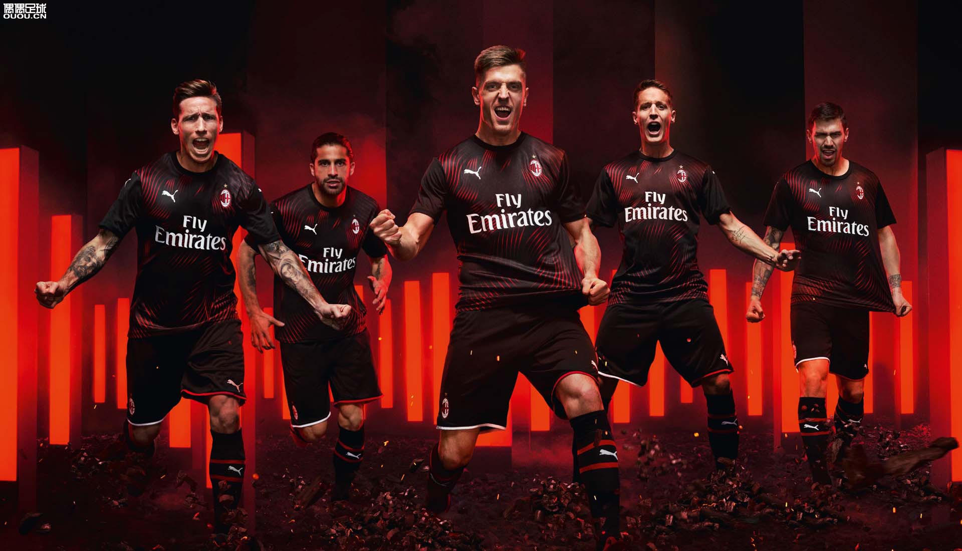 亚马尔父亲比赛中多次挑衅贝蒂斯球迷，最终被安保带走（亚马尔父亲在比赛中屡次挑衅贝蒂斯球迷，最终被安保人员带离现场）