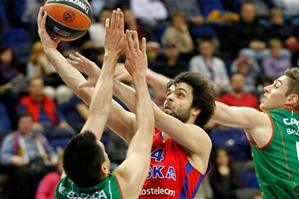 对阵阿贾克斯总赢球？穆帅：当时皇马明显更强，这是赢球的原因（屡胜阿贾克斯缘何？穆帅：当年皇马实力更胜一筹）